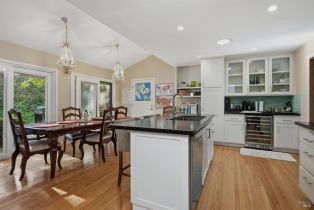 Single Family Residence,  Foothill boulevard, Calistoga, CA 94515 - 9