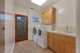 Single Family Residence,  Samantha court, Healdsburg, CA 95448 - 15