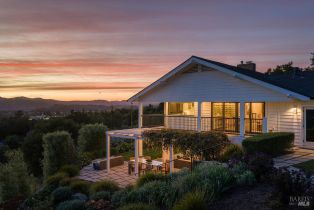 Single Family Residence, 775 Benjamin Way, Healdsburg, CA  Healdsburg, CA 95448