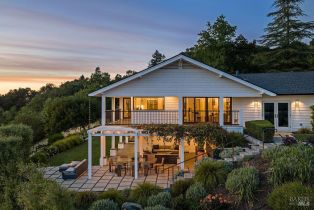 Single Family Residence,  Benjamin way, Healdsburg, CA 95448 - 4