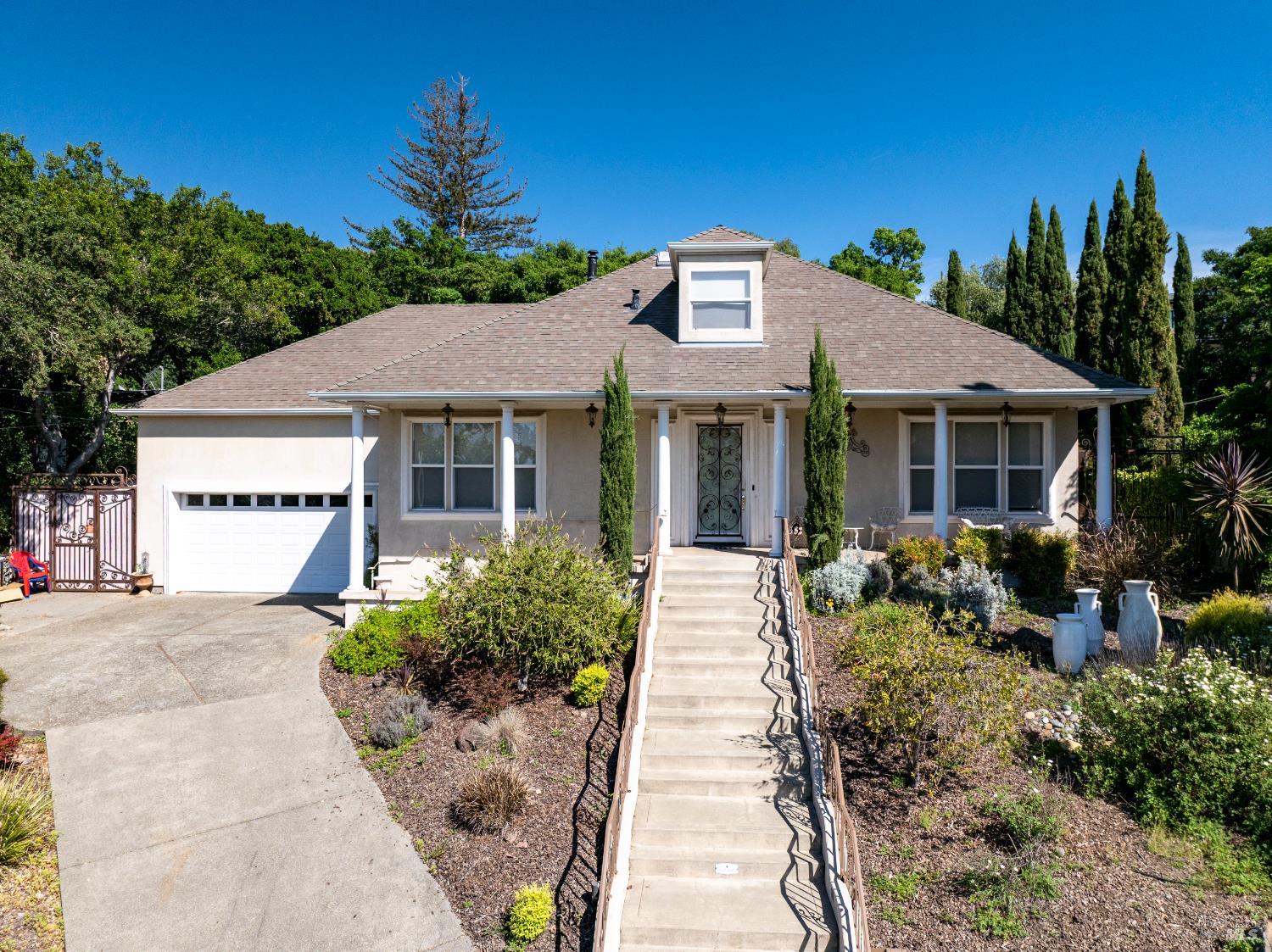 Single Family Residence, Lakeview drive, Napa, CA 94559 - 1