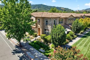 Condominium, 180 Healdsburg Ave #A, Cloverdale, CA  Cloverdale, CA 95425