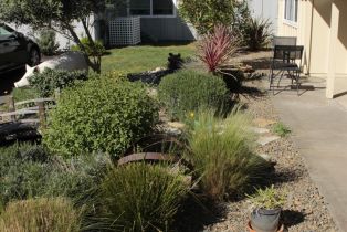 Single Family Residence,  Oakgreen none, Santa Rosa, CA 95409 - 8