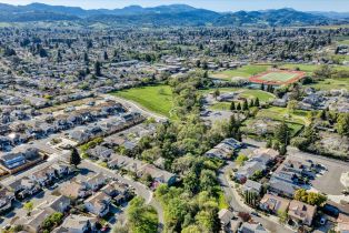 Single Family Residence,  Summerbrooke circle, Napa, CA 94558 - 29