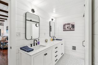 Single Family Residence,  Foothill boulevard, Calistoga, CA 94515 - 35