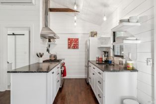 Single Family Residence,  Foothill boulevard, Calistoga, CA 94515 - 24