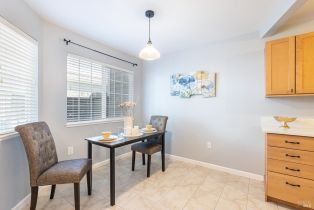 Townhouse,  Townview avenue, Santa Rosa, CA 95405 - 11