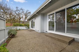 Single Family Residence,  Wintergreen court, Santa Rosa, CA 95409 - 28
