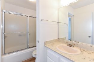 Condominium,  Shelter Creek drive, Napa, CA 94558 - 16