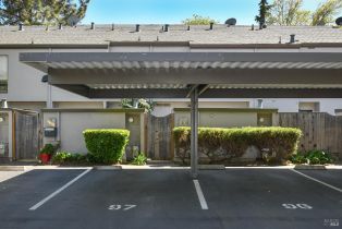 Condominium,  Shelter Creek drive, Napa, CA 94558 - 34