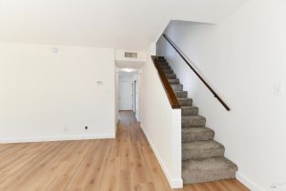 Condominium,  Shelter Creek drive, Napa, CA 94558 - 12