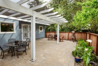 Single Family Residence, Mission drive, Sonoma, CA 95476 - 4