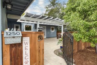Single Family Residence, Mission drive, Sonoma, CA 95476 - 2