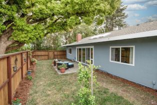 Single Family Residence, Mission drive, Sonoma, CA 95476 - 32