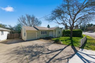Single Family Residence,  Laurel street, Napa, CA 94558 - 4