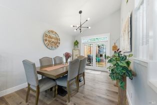 Single Family Residence,  Winestone court, Napa, CA 94558 - 4