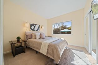 Single Family Residence,  Devonshire place, Santa Rosa, CA 95405 - 32