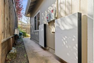 Single Family Residence,  Devonshire place, Santa Rosa, CA 95405 - 65