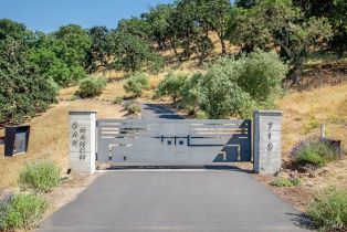 Single Family Residence, 710 Soscol Creek Rd, Napa, CA  Napa, CA 94558