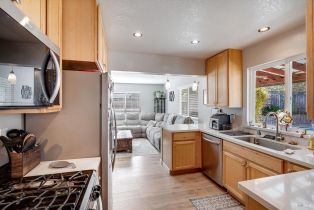 Single Family Residence,  Walten way, Windsor, CA 95492 - 26