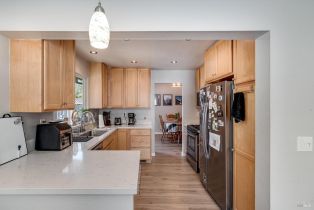 Single Family Residence,  Walten way, Windsor, CA 95492 - 24