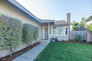 Single Family Residence, Breeze way, Santa Rosa, CA 95404 - 3