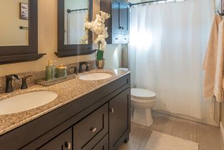 Single Family Residence, Breeze way, Santa Rosa, CA 95404 - 25