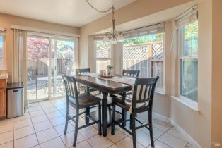Single Family Residence, Breeze way, Santa Rosa, CA 95404 - 7