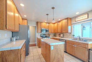 Single Family Residence, Breeze way, Santa Rosa, CA 95404 - 9