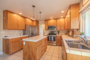 Single Family Residence, Breeze way, Santa Rosa, CA 95404 - 11