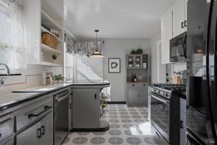 Single Family Residence,  Spring Creek drive, Santa Rosa, CA 95405 - 16