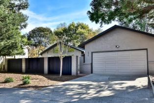 Single Family Residence, 572 Este Madera Dr, Sonoma, CA  Sonoma, CA 95476