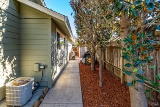 Single Family Residence,  Dove court, Napa, CA 94558 - 30