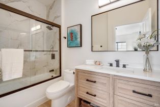 Condominium, 156 A Valley Oak drive, Napa, CA 94558 - 4