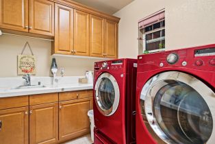 Single Family Residence,  Zinfandel court, Cloverdale, CA 95425 - 27