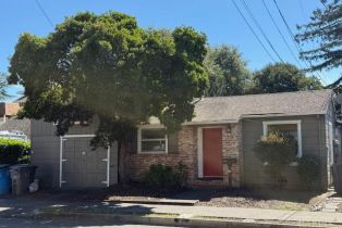Residential Income, 618 Benton St, Santa Rosa, CA  Santa Rosa, CA 95404