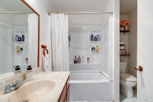 Condominium,  Glenbrook drive, Santa Rosa, CA 95401 - 27