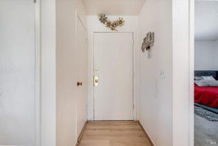 Condominium,  Glenbrook drive, Santa Rosa, CA 95401 - 7