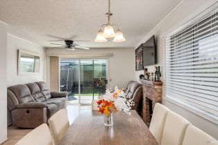 Condominium,  Glenbrook drive, Santa Rosa, CA 95401 - 15