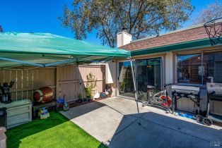 Condominium,  Glenbrook drive, Santa Rosa, CA 95401 - 33