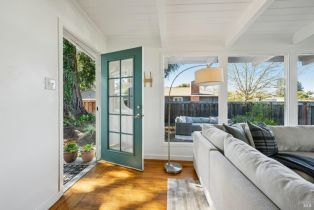 Single Family Residence,  Grosse avenue, Santa Rosa, CA 95404 - 8