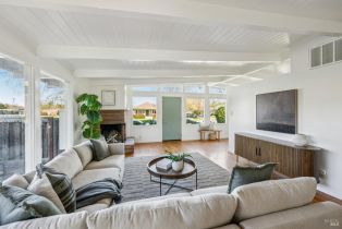 Single Family Residence,  Grosse avenue, Santa Rosa, CA 95404 - 7