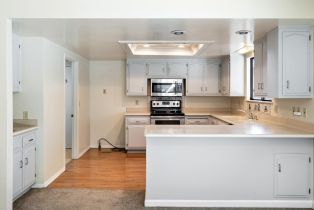 Single Family Residence,  Nebraska drive, Santa Rosa, CA 95405 - 6