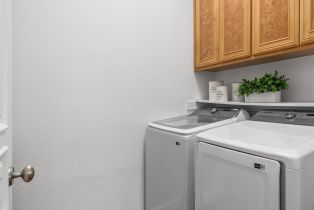 Single Family Residence,  Pine Hill court, Santa Rosa, CA 95409 - 21