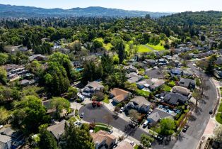 Single Family Residence,  Stratford court, Napa, CA 94558 - 56