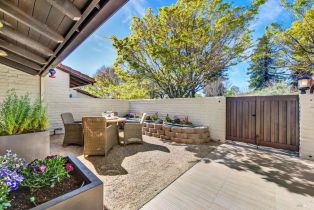 Condominium,  Fairways drive, Napa, CA 94558 - 8