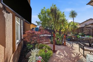 Single Family Residence,  Birdie drive, Windsor, CA 95492 - 38