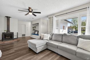 Single Family Residence,  Sunray place, Windsor, CA 95492 - 10