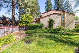Condominium, Redwood court, Santa Rosa, CA 95409 - 30