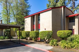 Condominium, Redwood court, Santa Rosa, CA 95409 - 2